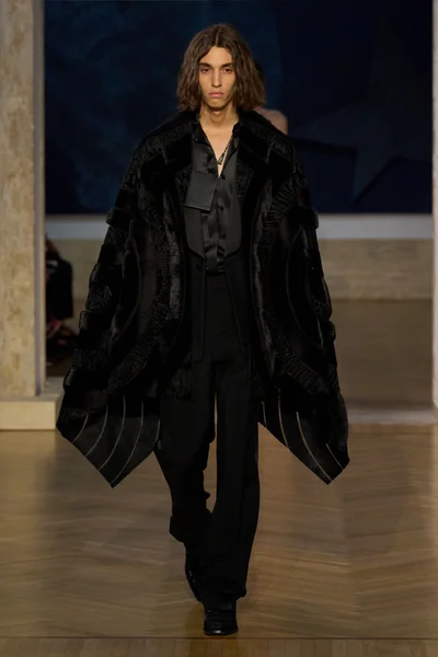Look 67